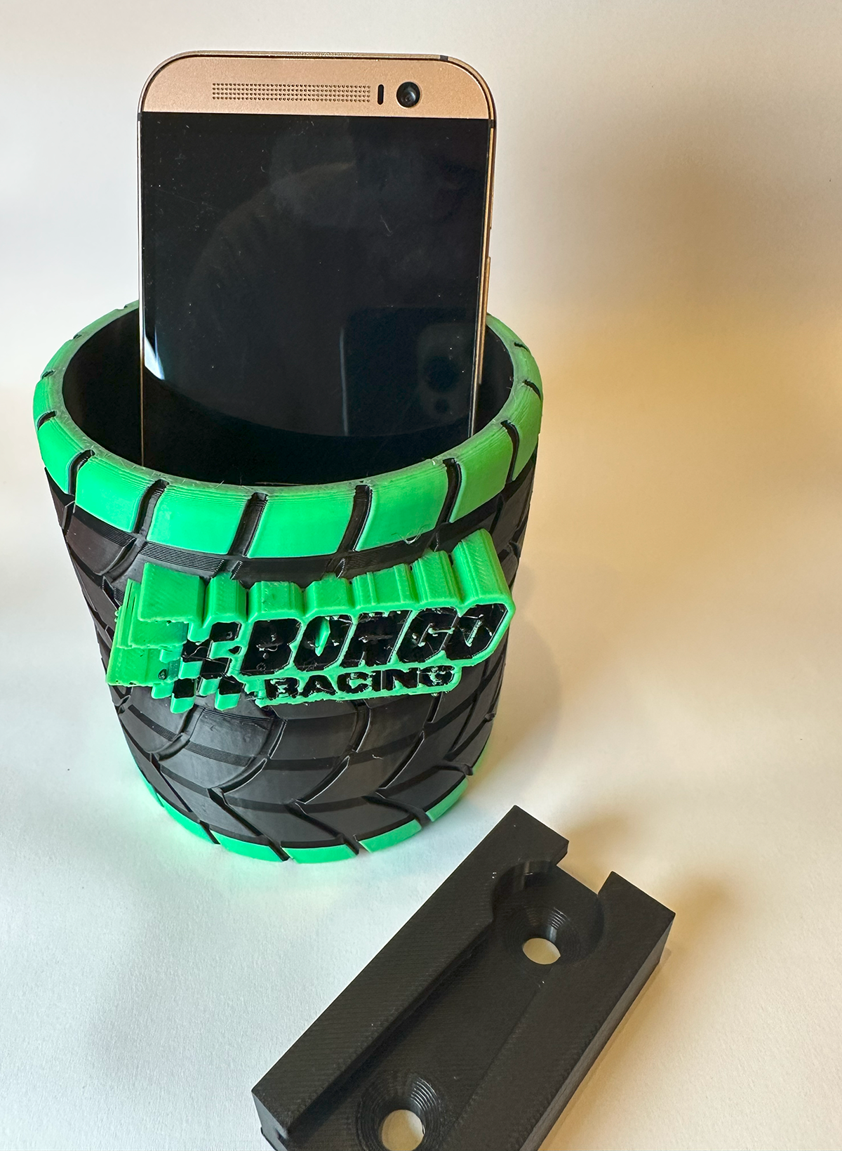 Bongo Racing - The Everything Tire Holder